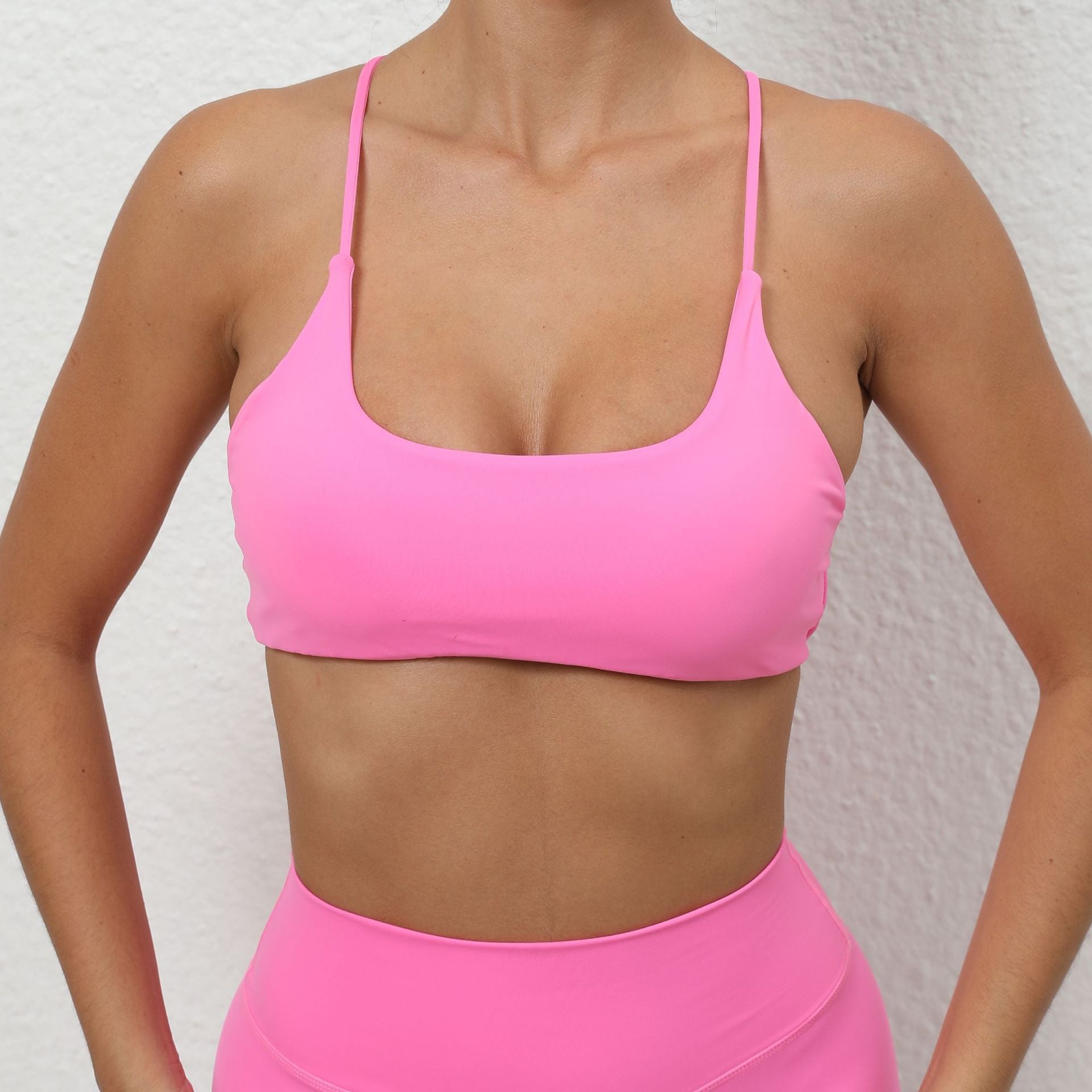 Louise Beauty naked Back Fitness Yoga Top